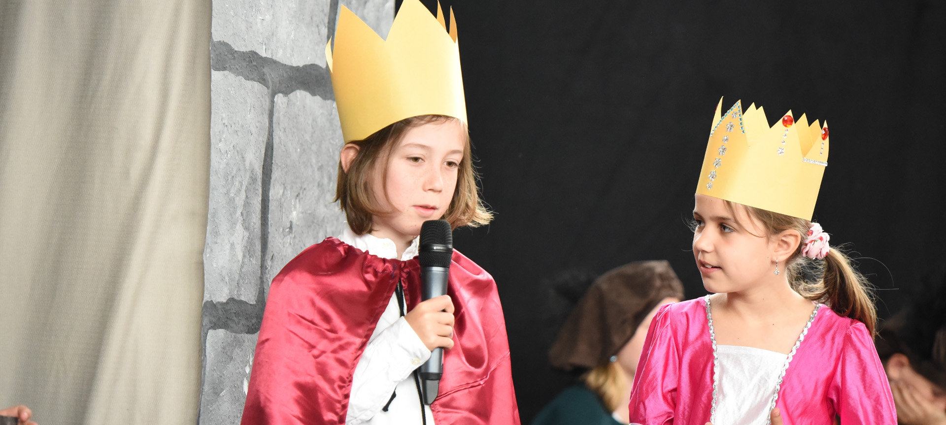 Aktuelles_Theater-feindliche-brueder-2025-12