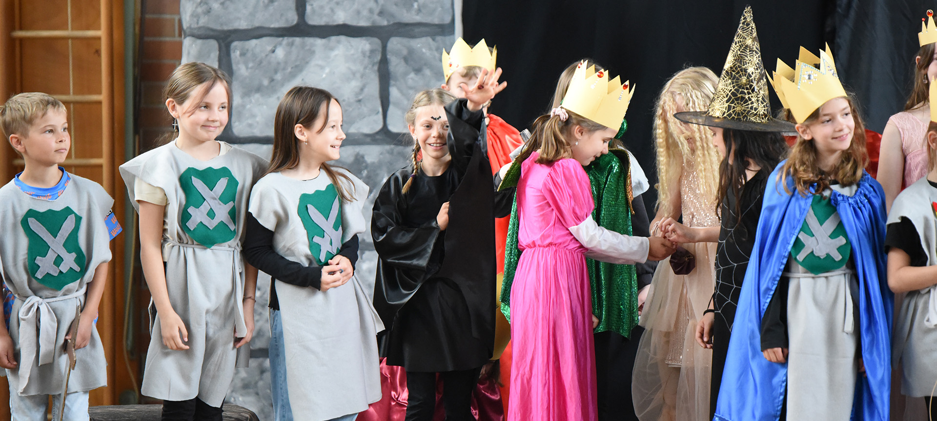 Aktuelles_Theater-feindliche-brueder-2025-18